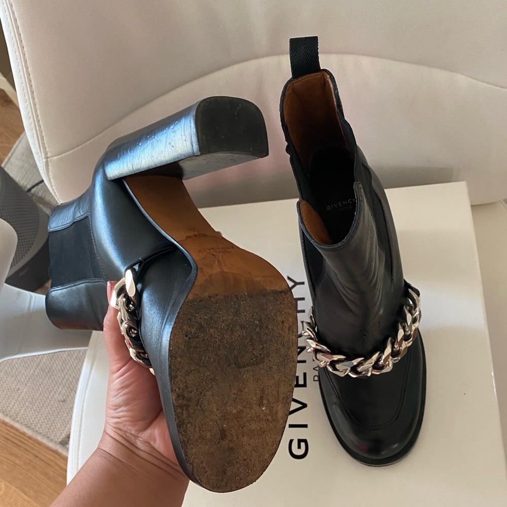 Givenchy silver chain embellished leather boots - Picture 2 of 5